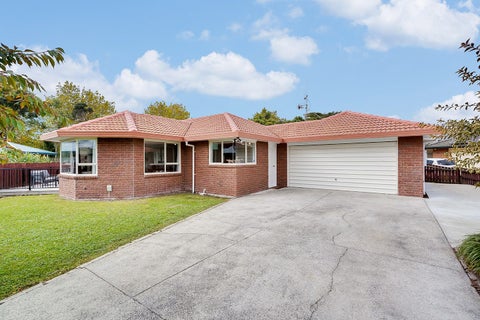 20 Bouverie Crescent, Flagstaff, Hamilton