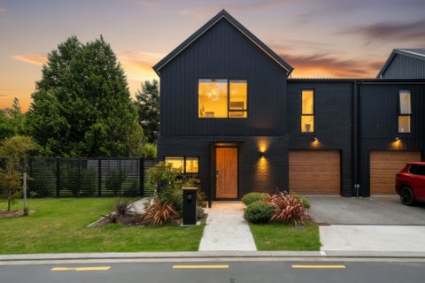 17 Reakes Crescent, Wallaceville, Upper Hutt