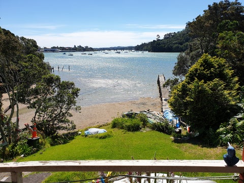 26 RAMBLER Crescent, Beach Haven, North Shore City