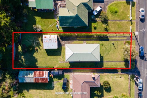 12 Longburn Road, Henderson, Auckland