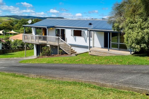 9 Empressa Heights, Helensville, Helensville