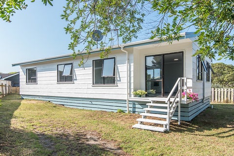 26 Titoki Road, Waikanae Beach, Waikanae