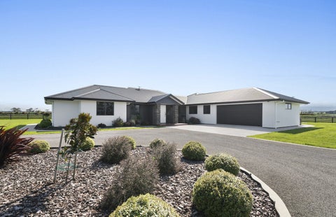 36 Nannestads Line, Bunnythorpe, Palmerston North