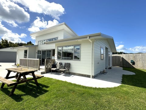 142 Eddystone Street, Kaitangata