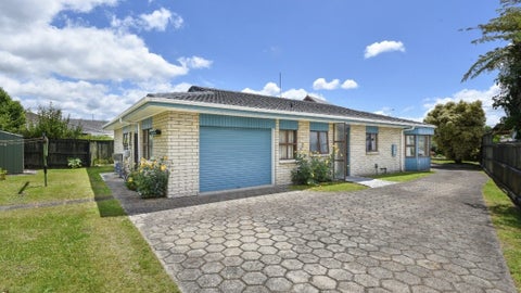 8 Carnot Street, Glenholme, Rotorua
