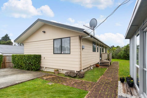 7A Coletta Lane, Te Atatu South, Auckland