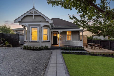 21 Blockhouse Bay Road, Avondale, Auckland