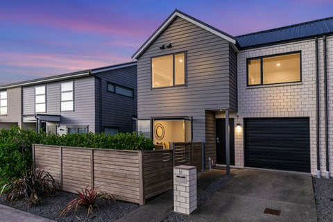 21 Andrew Jack Road, Silverdale, Silverdale