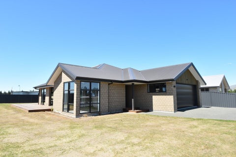 39 Lakeland Avenue, Twizel