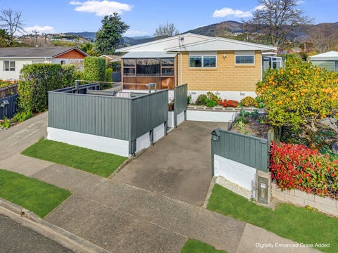 24 Cobham Crescent, Stoke, Nelson