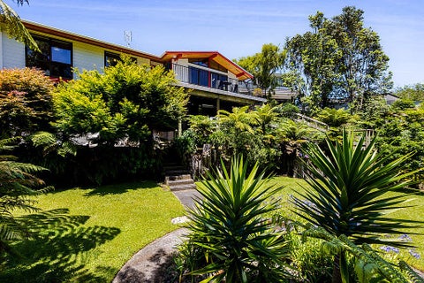 11 Lombardy Place, Whalers Gate, New Plymouth