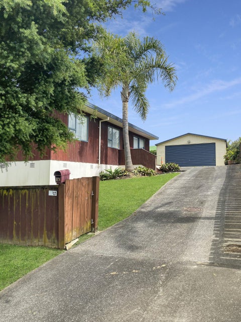 23 Riserra Drive, Ranui, Auckland
