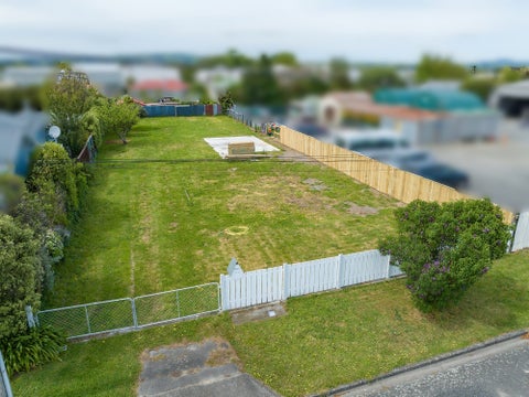 22 Broadway Street, Martinborough, Martinborough