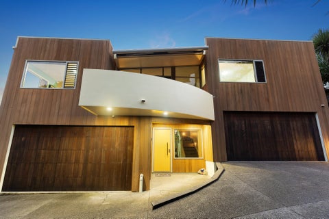 2/25 Auld Street, Torbay, Auckland