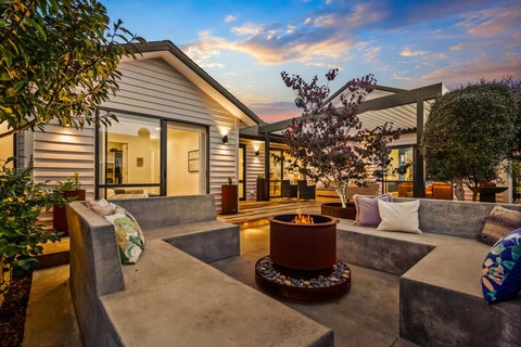 45 Pohutukawa Parade, Riverhead, Riverhead