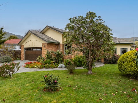 4 Kohekohe Road, Waikanae