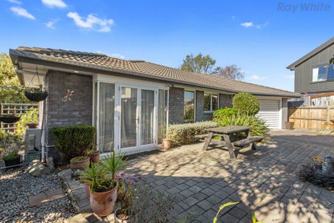 2/38 Fenchurch Street, Redwood, Christchurch