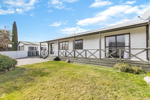 68 Barry Avenue, Cromwell, Cromwell