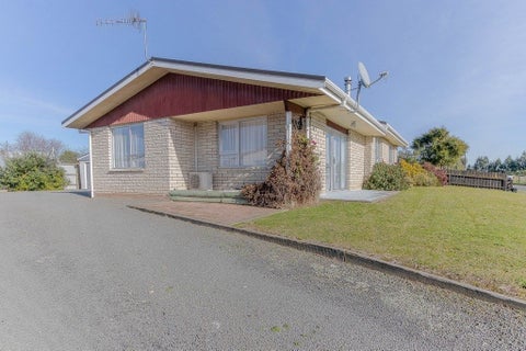25 Barton Street, Marton