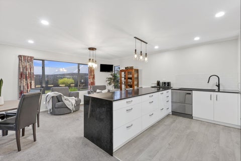 26 Oaklands Drive, Cambridge, Cambridge