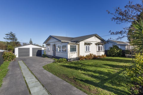 23 Hunia Street, Marton