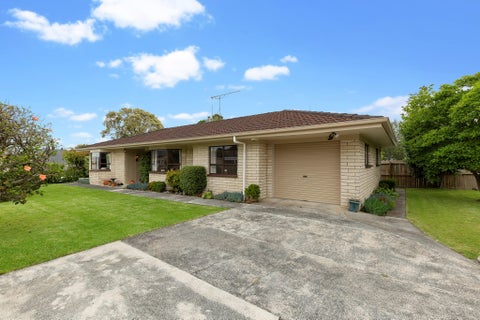 34 Carnoustie Drive, Wattle Downs, Auckland