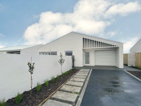 2 Pye Road, Geraldine Downs