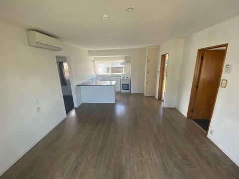 2/6 Ron Keat Drive, Papakura, Papakura