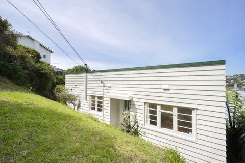 76 Maupuia Road, Maupuia, Wellington