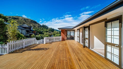 27 Walkers Road, Lyttelton, Lyttelton