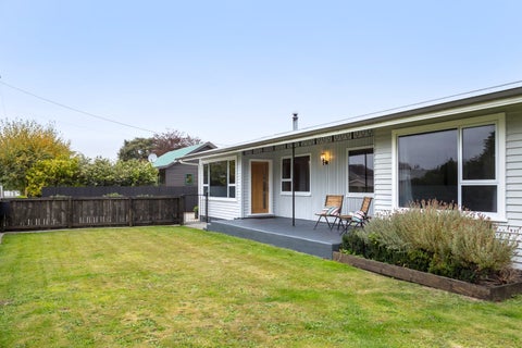 14 Mahupuku Street, Greytown