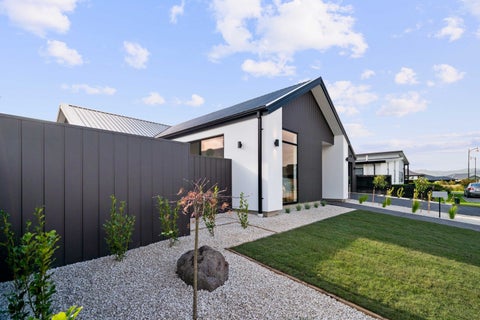 9 Hollard Crescent, Lincoln, Lincoln