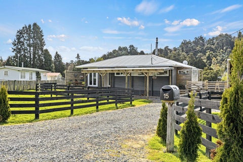 15 Tihoi Street, Taihape
