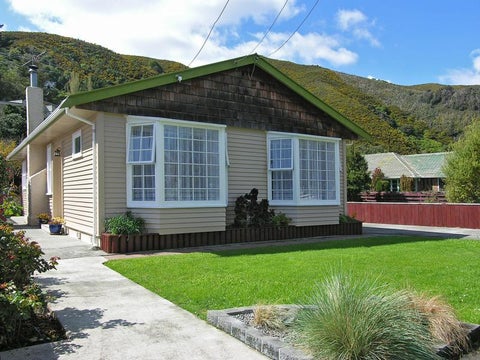 79 Wyndrum Avenue, Waterloo, Lower Hutt