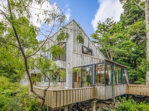 36 Tanekaha Road, Titirangi, Auckland