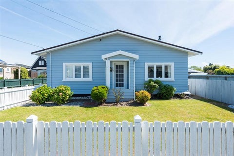 17B North Street, Mōkau