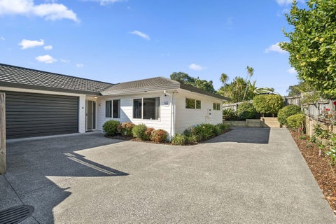 36B Charlotte Street, Stanmore Bay, Whangaparaoa
