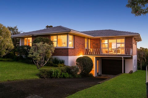 64 McFadzean Drive, Blockhouse Bay, Auckland