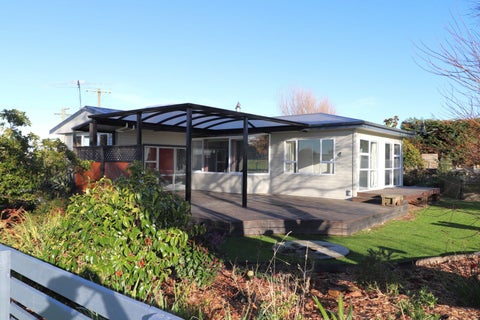 19 Lake Road, Longbush, Invercargill