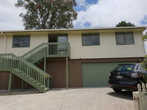 17 Makiri Street, Helensville, Helensville