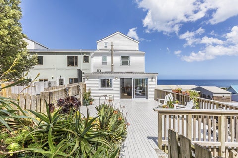 11/410 The Esplanade, Island Bay, Wellington