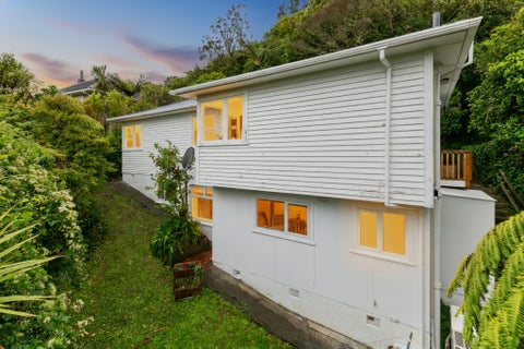 7 Cheshire Street, Northland, Wellington