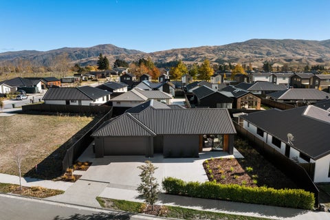 8 Wallis Drive, Cromwell, Cromwell
