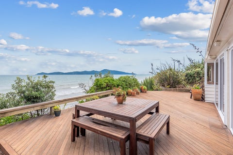 100 The Esplanade, Raumati South, Paraparaumu