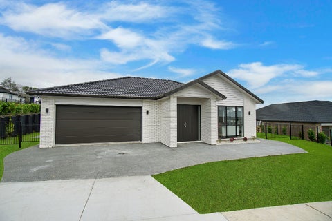 59 Twin Parks Rise, Papakura, Papakura