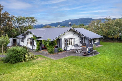 13 Hickson Street, Featherston