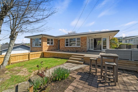 184 Tuhikaramea Road, Dinsdale, Hamilton