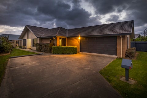 53 Geneva Terrace, Kelvin Grove, Palmerston North