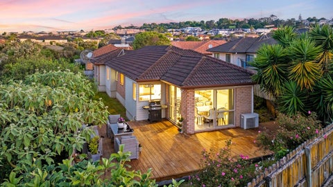 5A Orbit Place, Flat Bush, Auckland