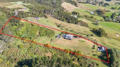 877 Weranui Road, Silverdale